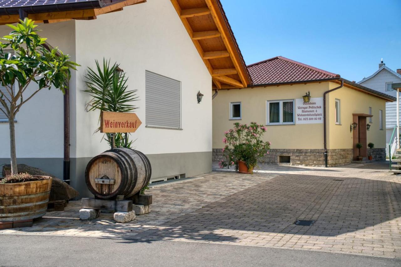 Gaestehaus Weingut Politschek Bad Friedrichshall Bagian luar foto